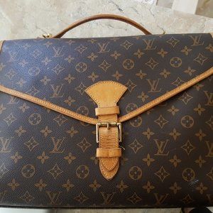 Louis Vuitton Beverly Breifcase